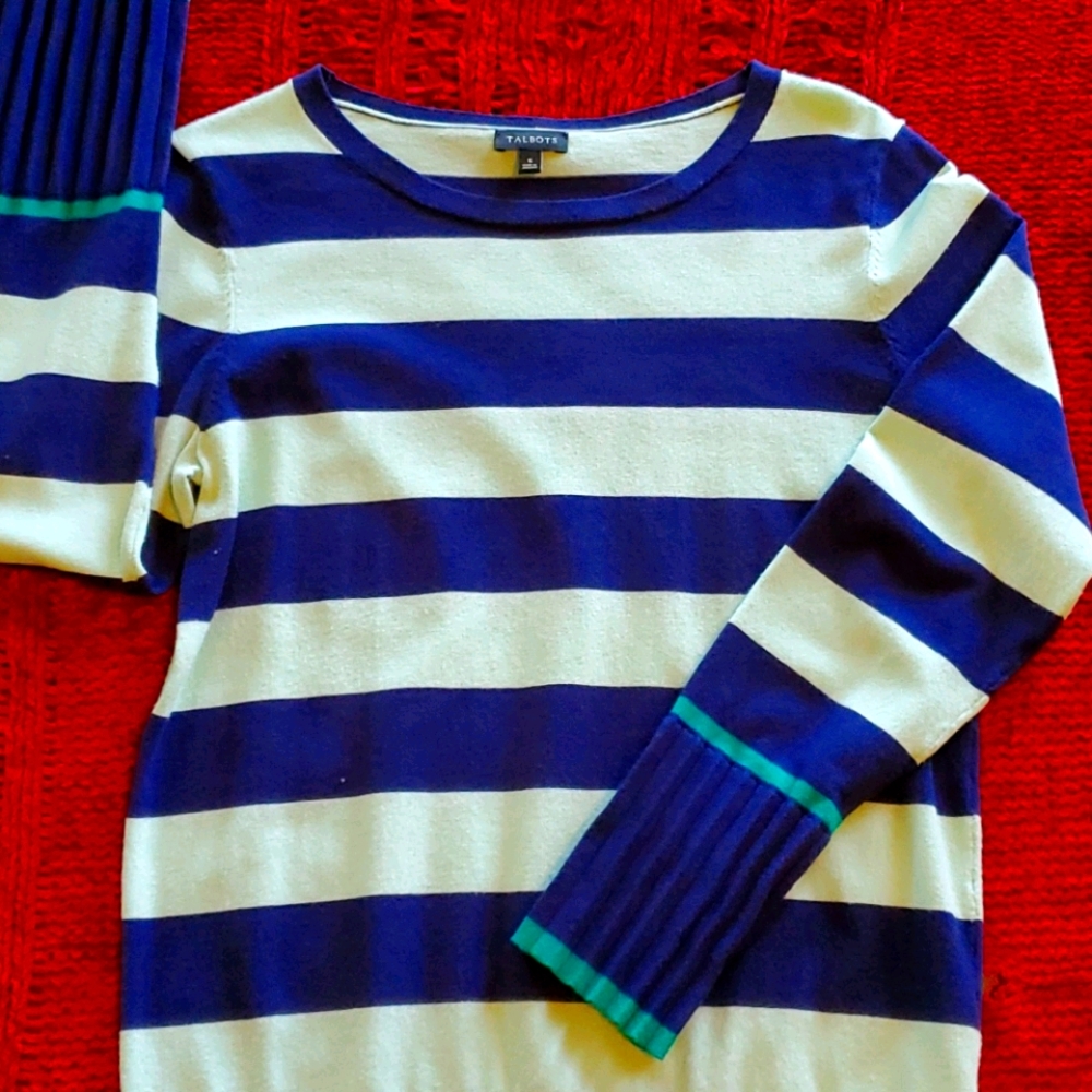 Woman's Sweater